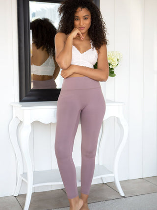 Leggings Outfit Ideas: Work-Ready Comfort with Polished Style