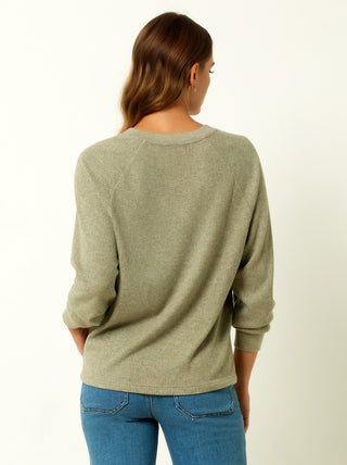 Single Stitch Classic Ribbed V-Neck Sweater