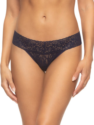 Signature Stretch Lace Low Rise Thong 5-Pack